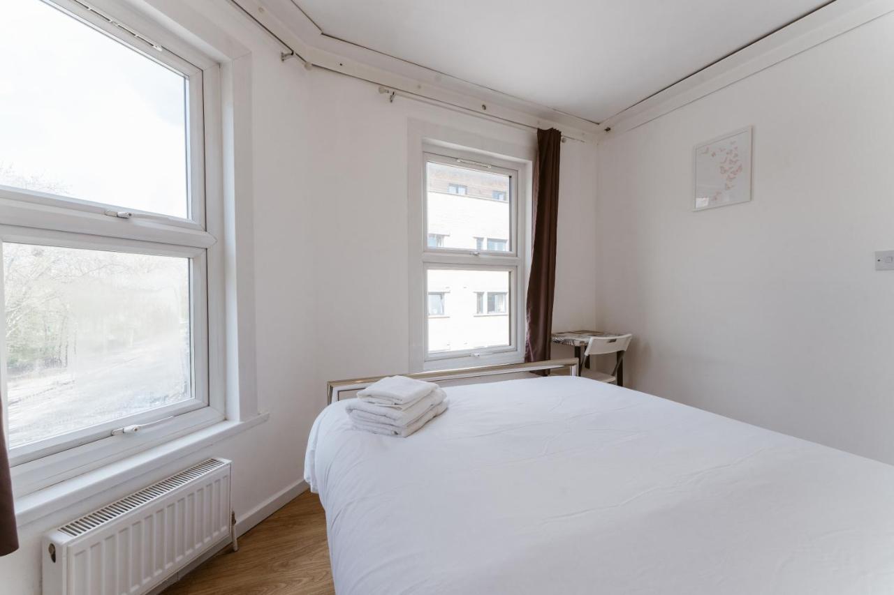 לונדון Mile End Double Rooms 27 Guest House מראה חיצוני תמונה