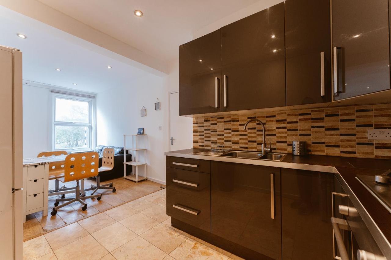 לונדון Mile End Double Rooms 27 Guest House מראה חיצוני תמונה